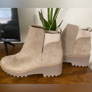 Brand new - Dolce Vita boots